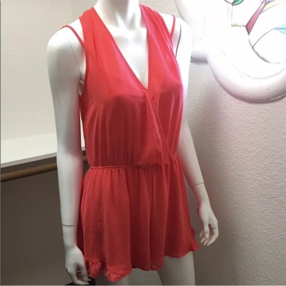 ASTR Daytime/Night-time cream shift dress and Coral Romper BUNDLE Sz M - Picture 3 of 16